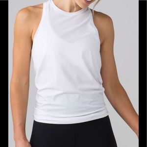 Lululemon tie back tank New with tags size 4 white